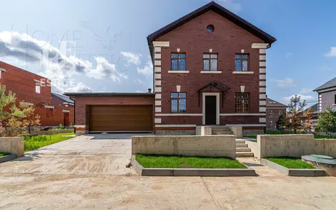 2-этажный коттедж 320 м² без отделки