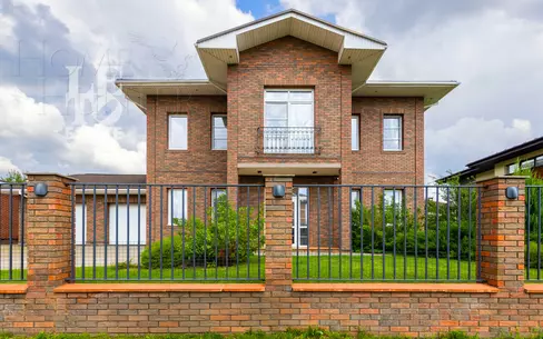 2-этажный коттедж 304 м² с отделкой