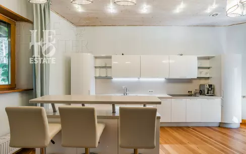 1-этажный коттедж 340 м² с отделкой