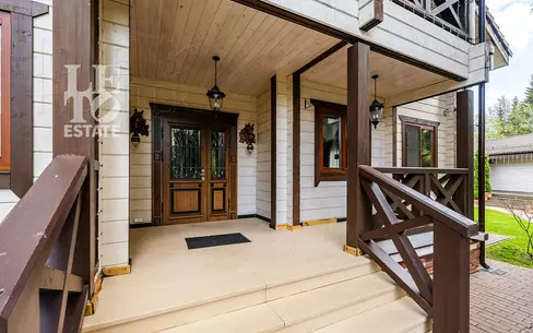 2-этажный коттедж 420 м² с отделкой