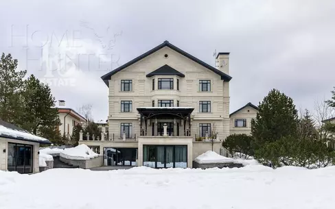 3-этажный коттедж 1 100 м² с отделкой