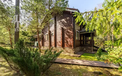 2-этажный коттедж 219 м² с отделкой