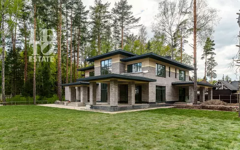 2-этажный коттедж 460 м² без отделки