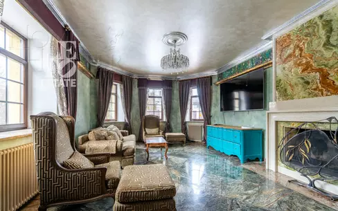 3-этажный коттедж 1 322 м² с отделкой