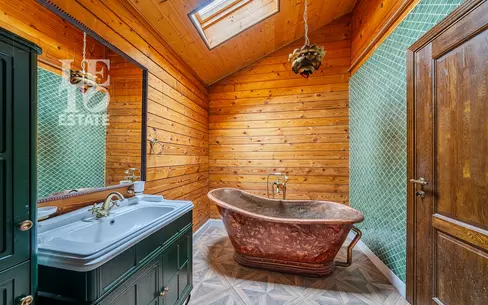 2-этажный коттедж 340 м² с отделкой