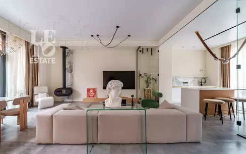 3-этажный таунхаус 238 м² с отделкой