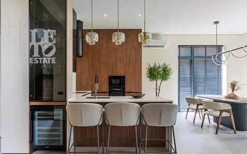 2-этажный коттедж 300 м² с отделкой