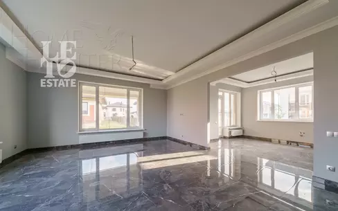 2-этажный коттедж 307 м² с отделкой