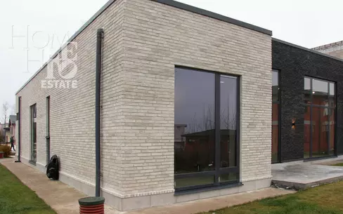 1-этажный коттедж 160 м² без отделки