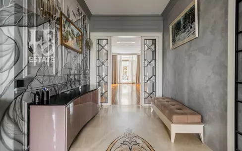 2-этажный коттедж 810 м² с отделкой