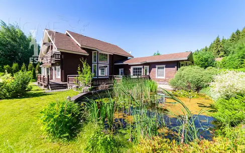 2-этажный коттедж 350 м² с отделкой