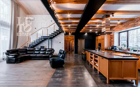 2-этажный коттедж 302 м² с отделкой