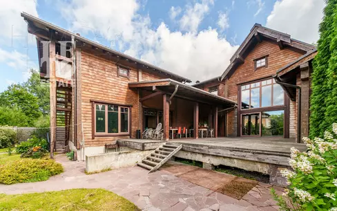 2-этажный коттедж 600 м² с отделкой