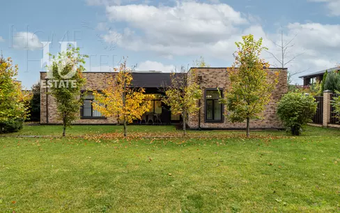 1-этажный коттедж 328 м² с отделкой