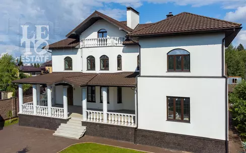 2-этажный коттедж 1 350 м² без отделки