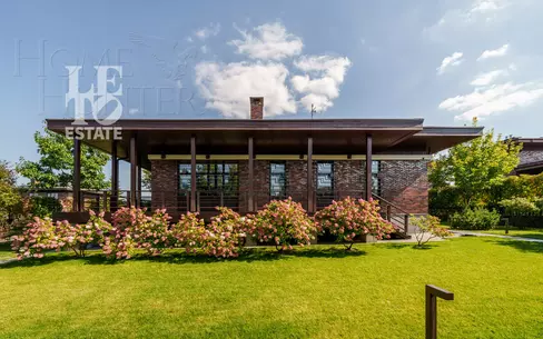 2-этажный коттедж 745 м² с отделкой