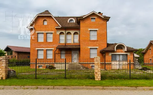 2-этажный коттедж 785 м² без отделки