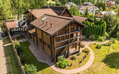 2-этажный коттедж 600 м² с отделкой