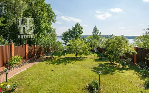 3-этажный коттедж 406 м² с отделкой