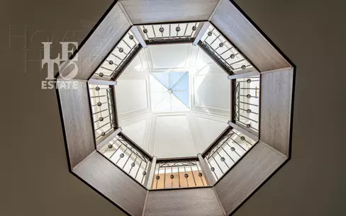 2-этажный коттедж 461.4 м² с отделкой