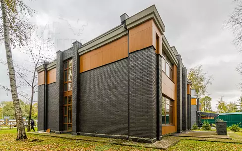 2-этажный коттедж 265 м² без отделки