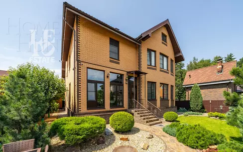 2-этажный коттедж 500 м² с отделкой