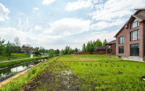 2-этажный коттедж 398.2 м² без отделки