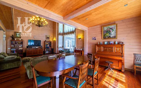 2-этажный коттедж 350 м² с отделкой