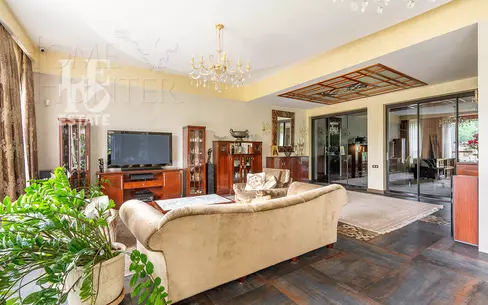 2-этажный коттедж 841 м² с отделкой