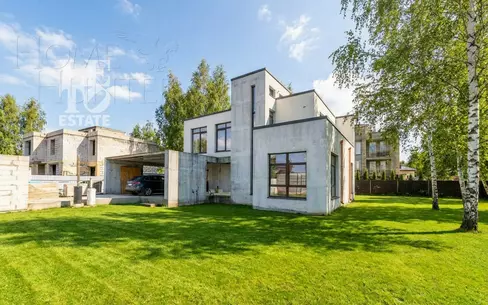 2-этажный коттедж 300 м² без отделки