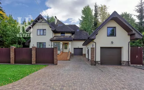 2-этажный коттедж 650 м² с отделкой