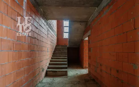 2-этажный коттедж 305 м² без отделки