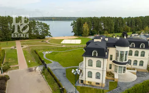 2-этажный коттедж 1 200 м² с отделкой