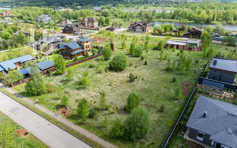 Участок 49.33 сот. в охраняемом поселке