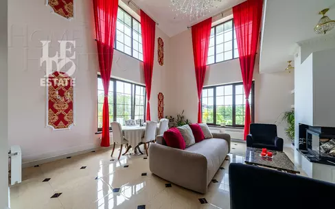 2-этажный коттедж 318.7 м² с отделкой