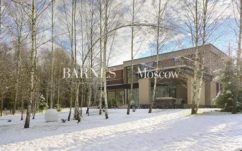 2-этажный коттедж 627.5 м² с отделкой