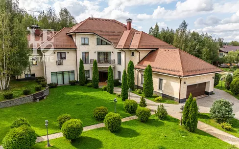 2-этажный коттедж 848 м² без отделки