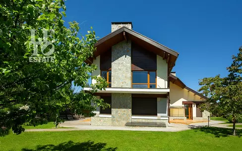 2-этажный коттедж 962.1 м² без отделки