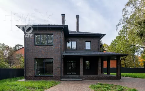 2-этажный коттедж 543.4 м² без отделки