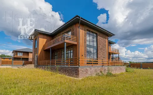 2-этажный коттедж 551.3 м² без отделки