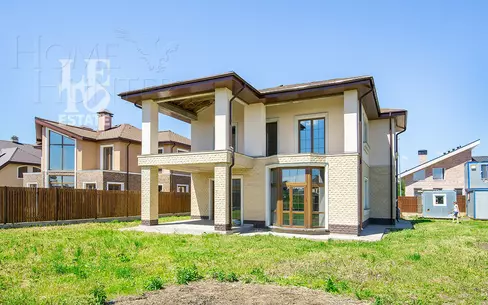 2-этажный коттедж 303 м² без отделки