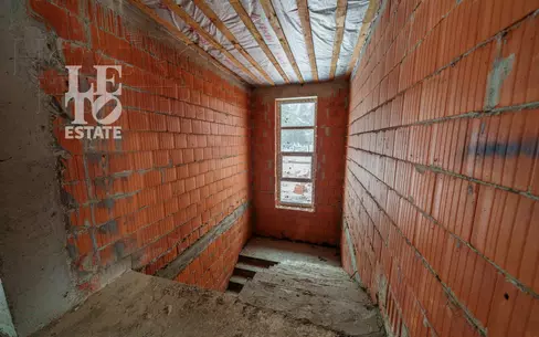 2-этажный коттедж 305 м² без отделки