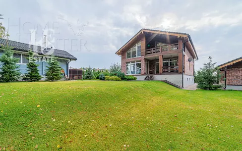 2-этажный коттедж 650 м² с отделкой