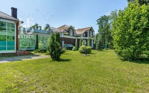 2-этажный коттедж 3 817 м² с отделкой