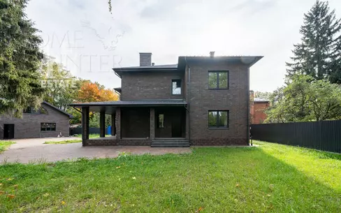 2-этажный коттедж 543.4 м² без отделки