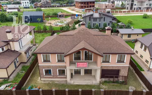 2-этажный коттедж 408 м² без отделки