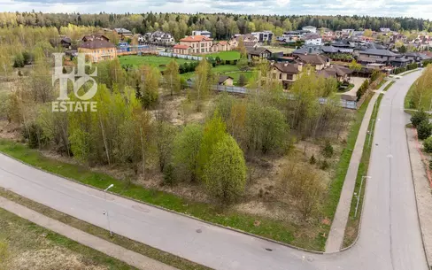 Участок 110.82 сот. в охраняемом поселке