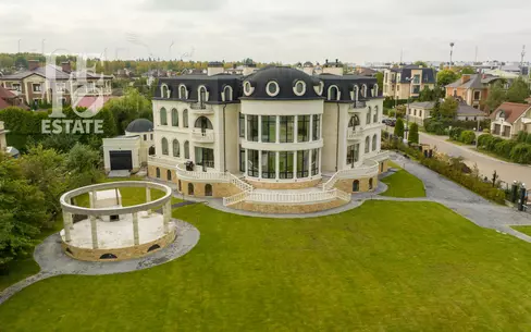 2-этажный коттедж 1 200 м² с отделкой