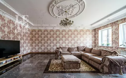 2-этажный коттедж 290 м² с отделкой