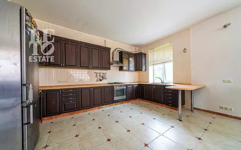 2-этажный коттедж 614 м² с отделкой